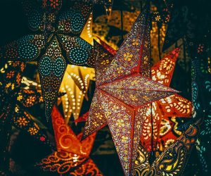stars-g5f2c94648_1920